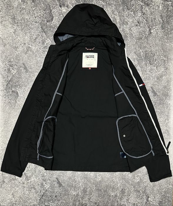 Куртка Tommy Hilfiger оригінал, розмір М