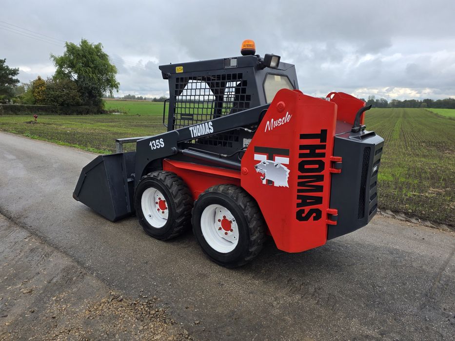 Ładowarka Bobcat Thomas 135S Mini ładowarka + Łyżka i Widły do bel