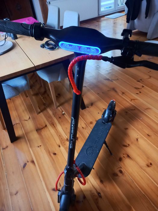 Hulajnoga ekektryczna Skymaster 10 pro 350W