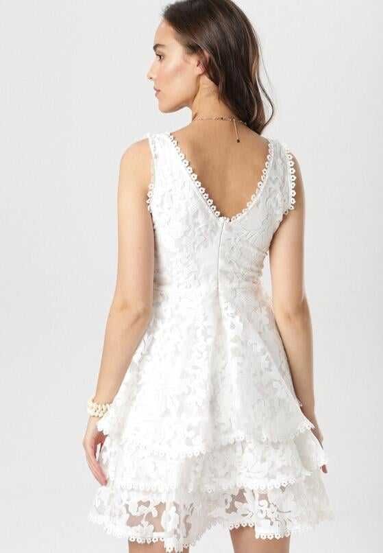 Biała sukienka mini rozkloszowana rozmiar L