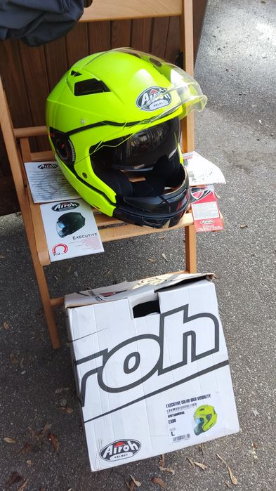 AIROH Executive fluo glossy "L" kask modularny