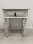 Mesa de cabeceira vintage