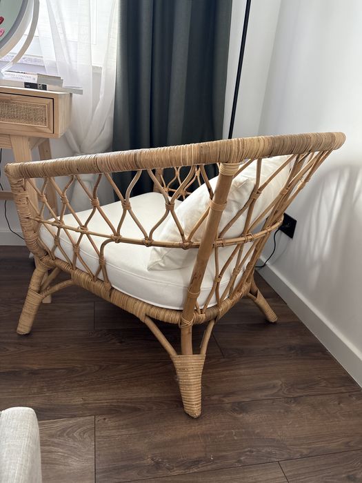 Fotel IKEA Stokholm 2017 z podszkami