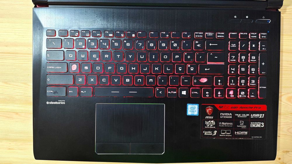 PC Portátil Gaming MSI + Acessórios