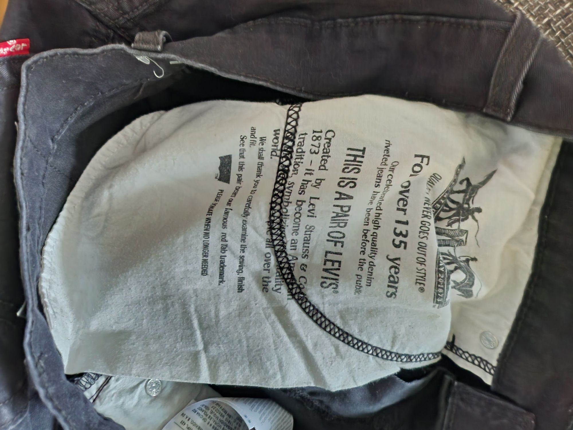 Levi's spodnie czarne 32/30