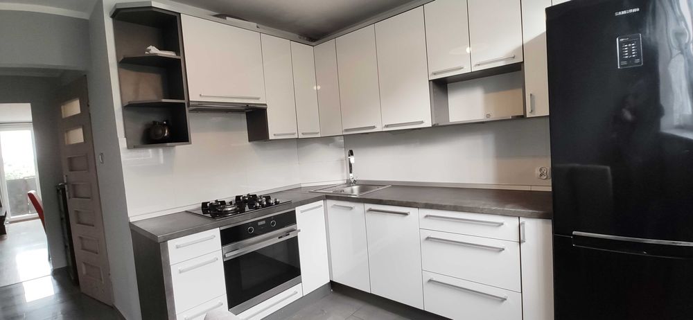 Dwupokojowe mieszkanie z balkonem