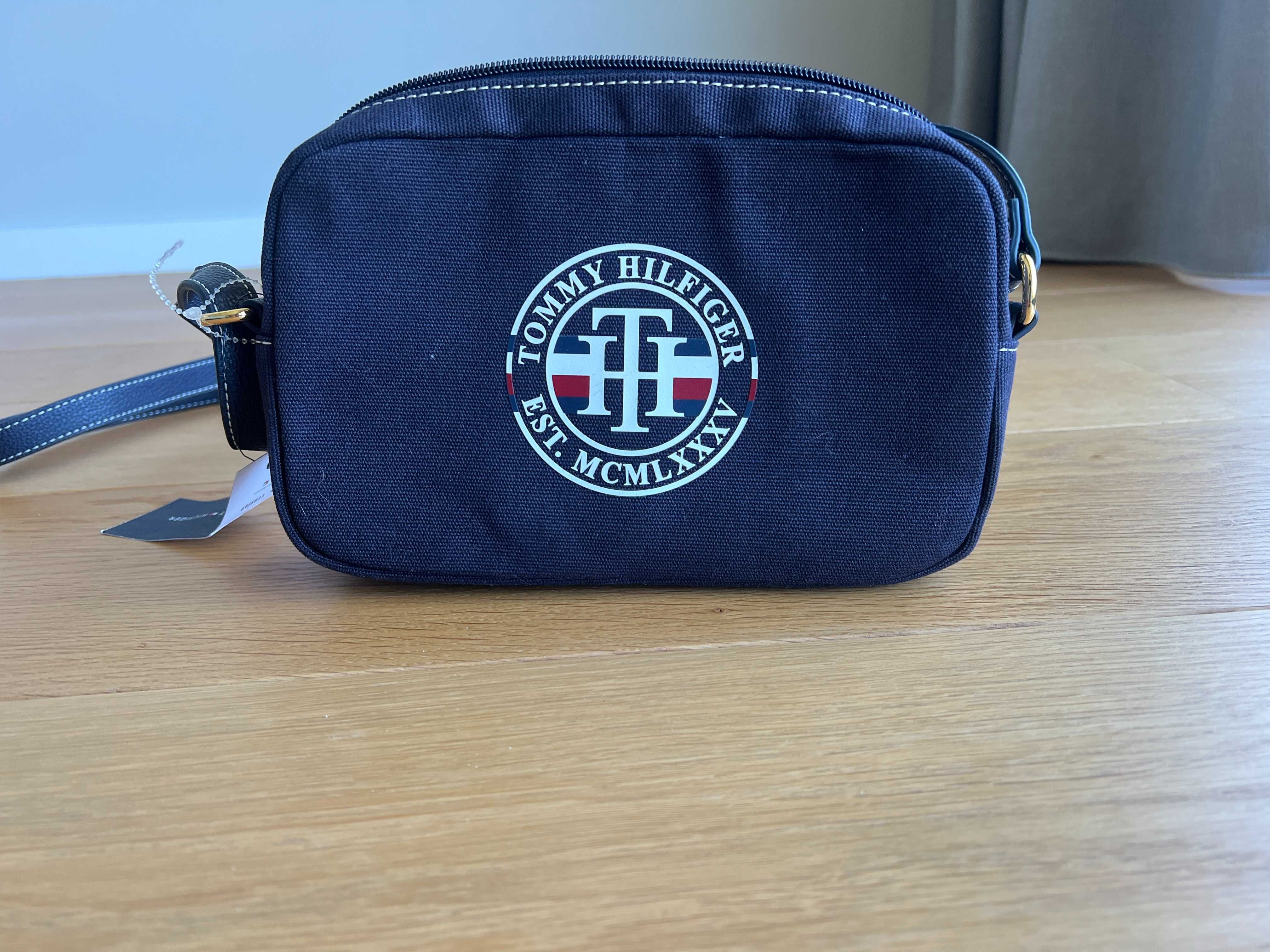 Torebka listonoszka Tommy Hilfiger