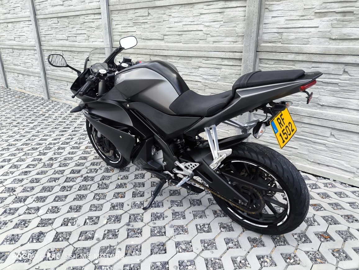 Yamaha YZF 125 R 2015 rok ABS niski przebieg zadbana