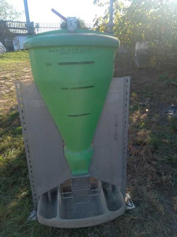 Karmnik paszowy dla trzody chlewnej - Durofarm (11 sztuk)