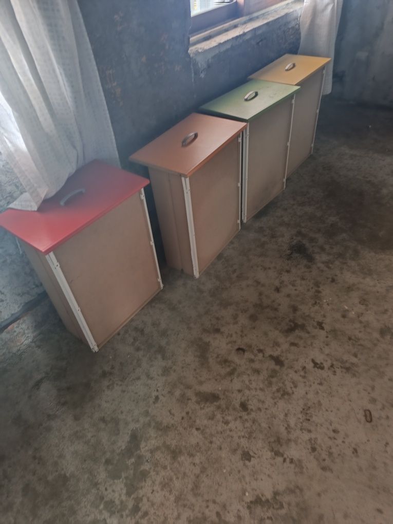 Cama solteiro com gavetas
