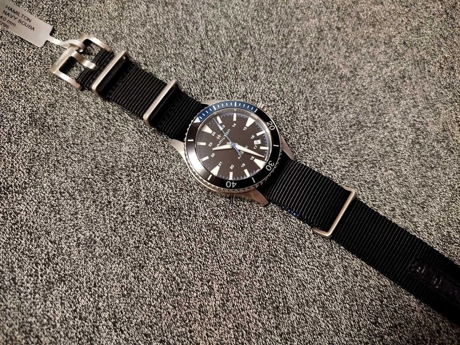 б.в. Hamilton Navy Scuba H82315931 Swiss made механіка годинник