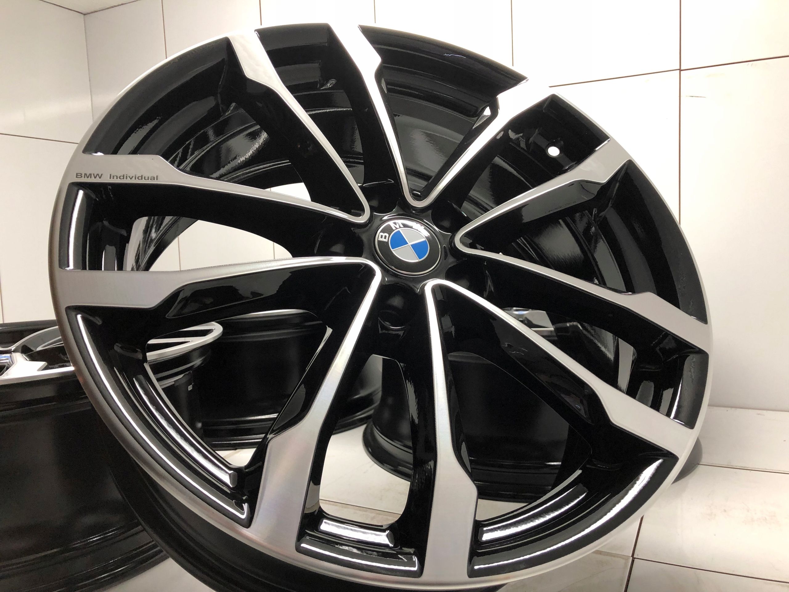Felgi 19 BMW X3 X4 G01 X3 Idividual Oem Idealne 7.5 ET32