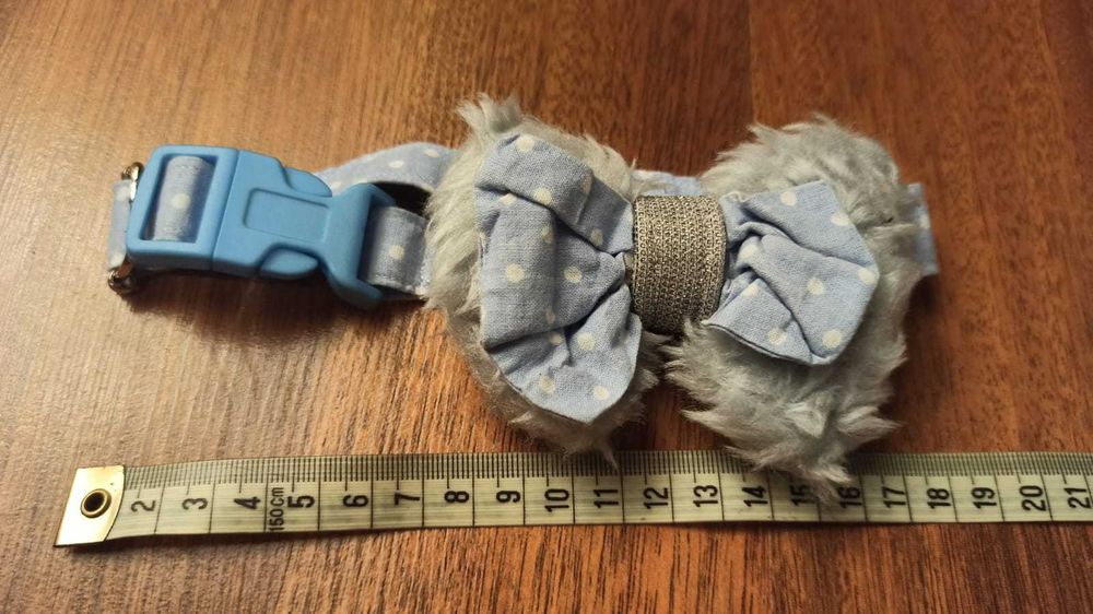 NA CEL CHARYTATYWNY Ozdoba na szyję dla psa. Opis!