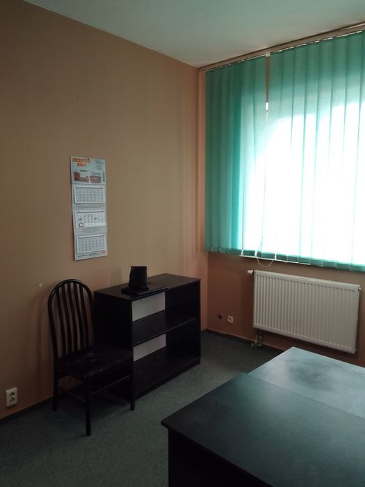 Plac utwardzony  1700  m2 z wjazdem od ul. Towarowej