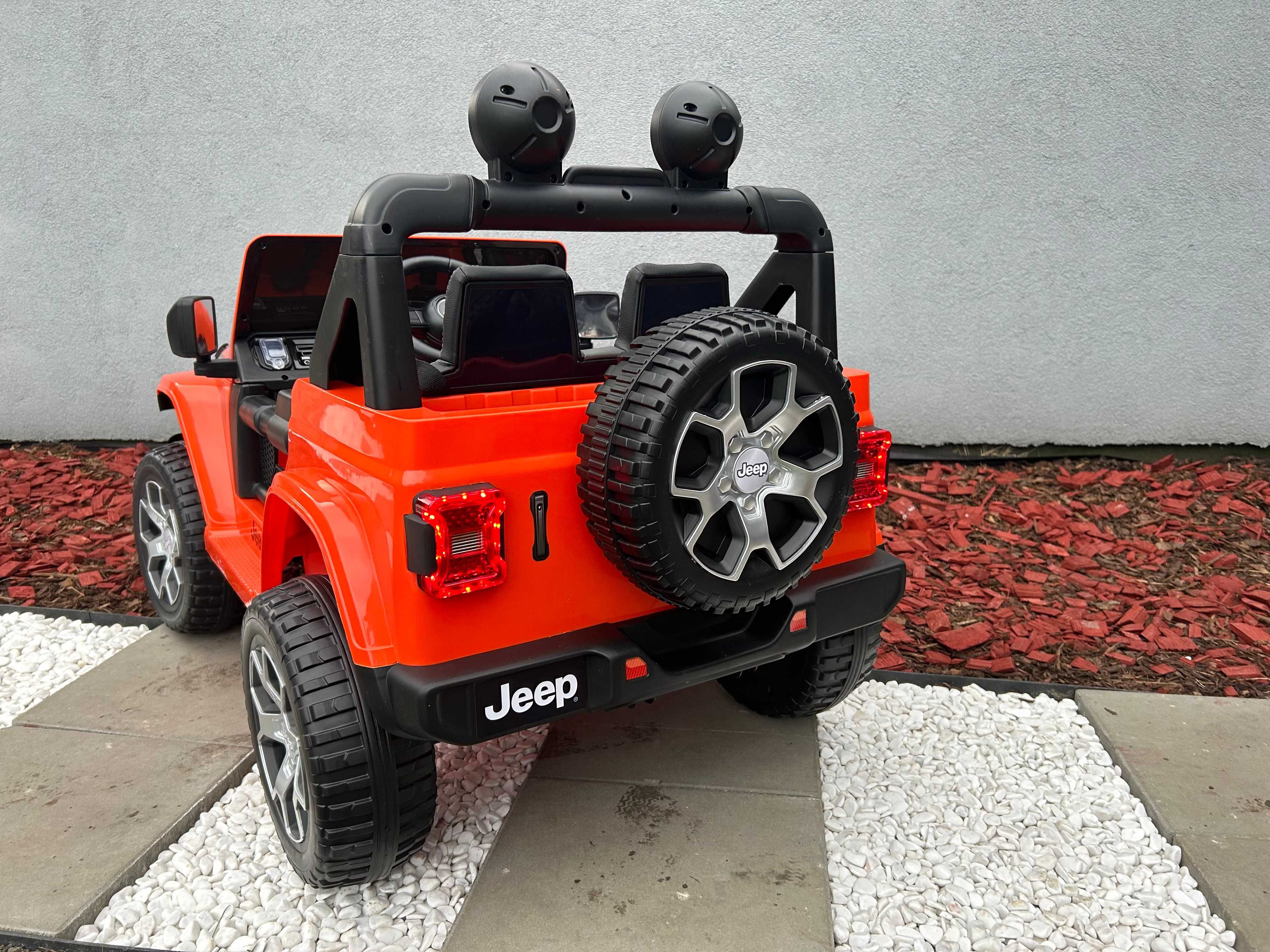 Auto autko Pojazd Jeep Wrangler Rubicon 4x45W na akumulator