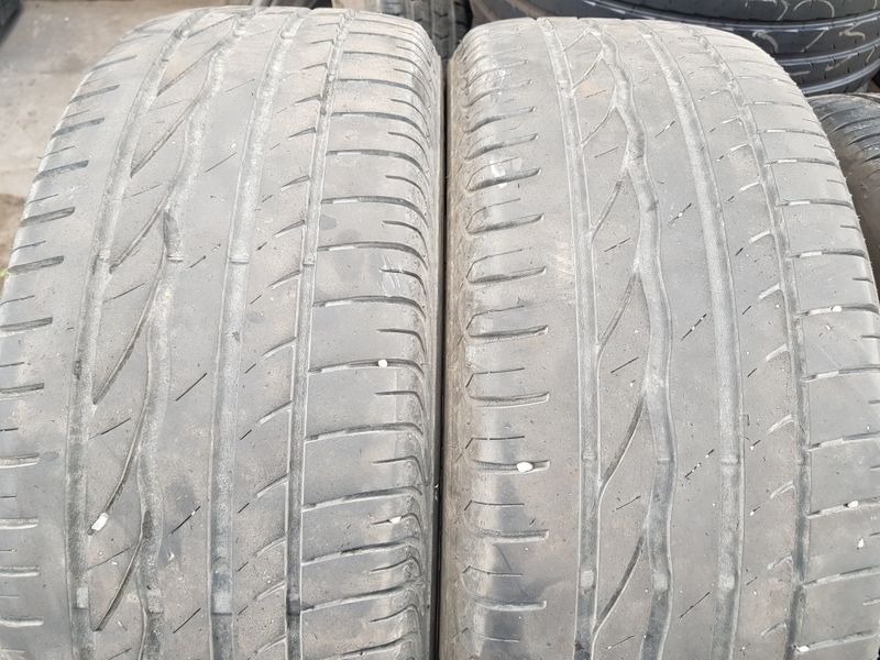 Bridgestone 235/55/17 Rok 2017 stan bardzo dobry Cena za 2szt
