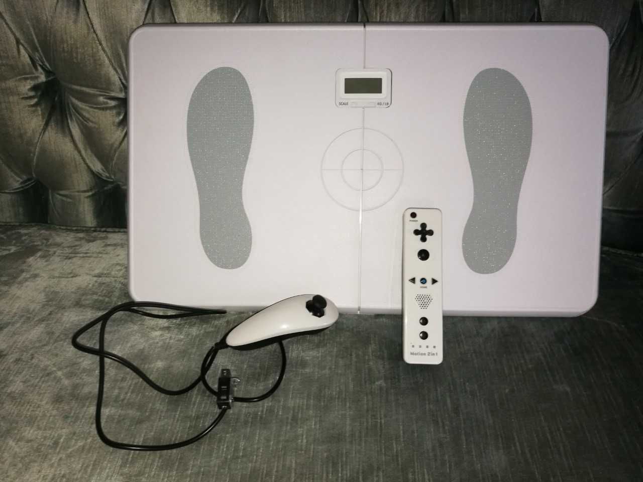 Conjuntos Nintendo wii com 2 balances em bom estado