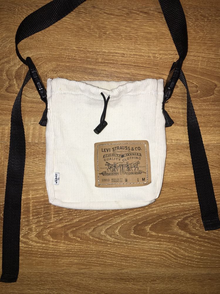 Levi’s white corduroy handmade vintage bag