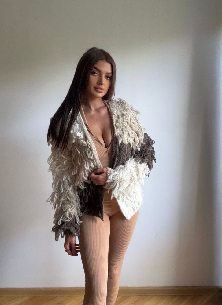 sweter krótki trzykolorowy mop kardigan