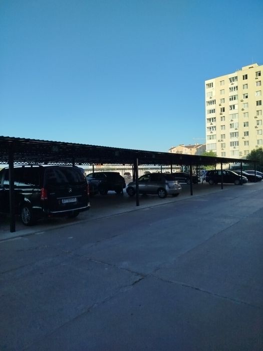 Здаю паркомісце в "Смарт сіті"