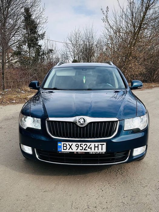 Продам Шкода Škoda Superb 2012