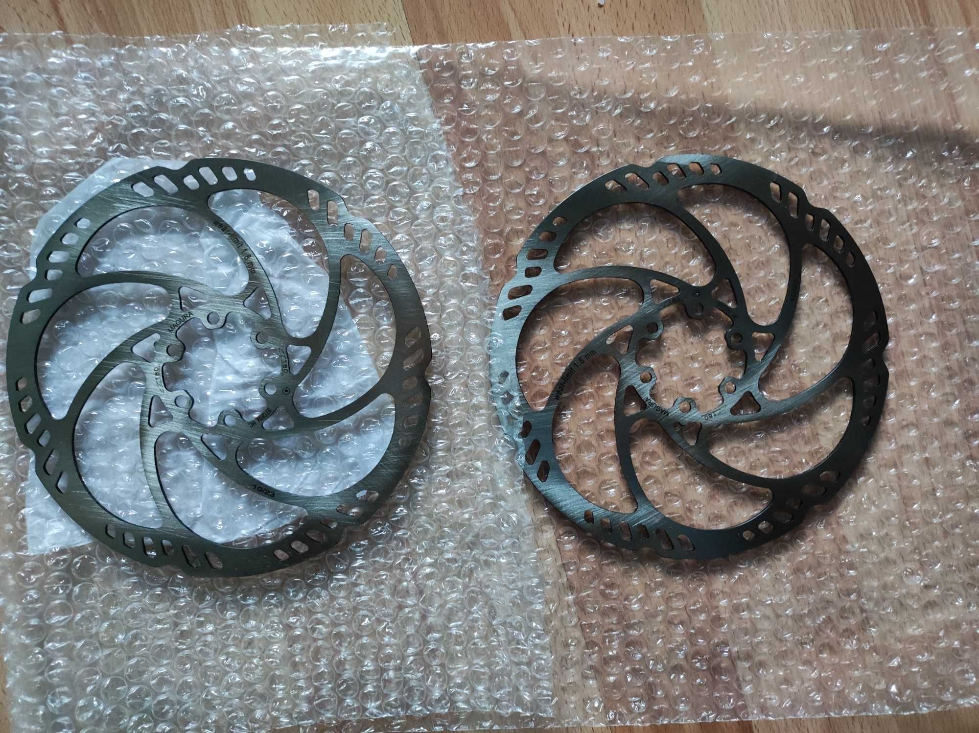 Material BTT [selim, camelback, capacete..)
