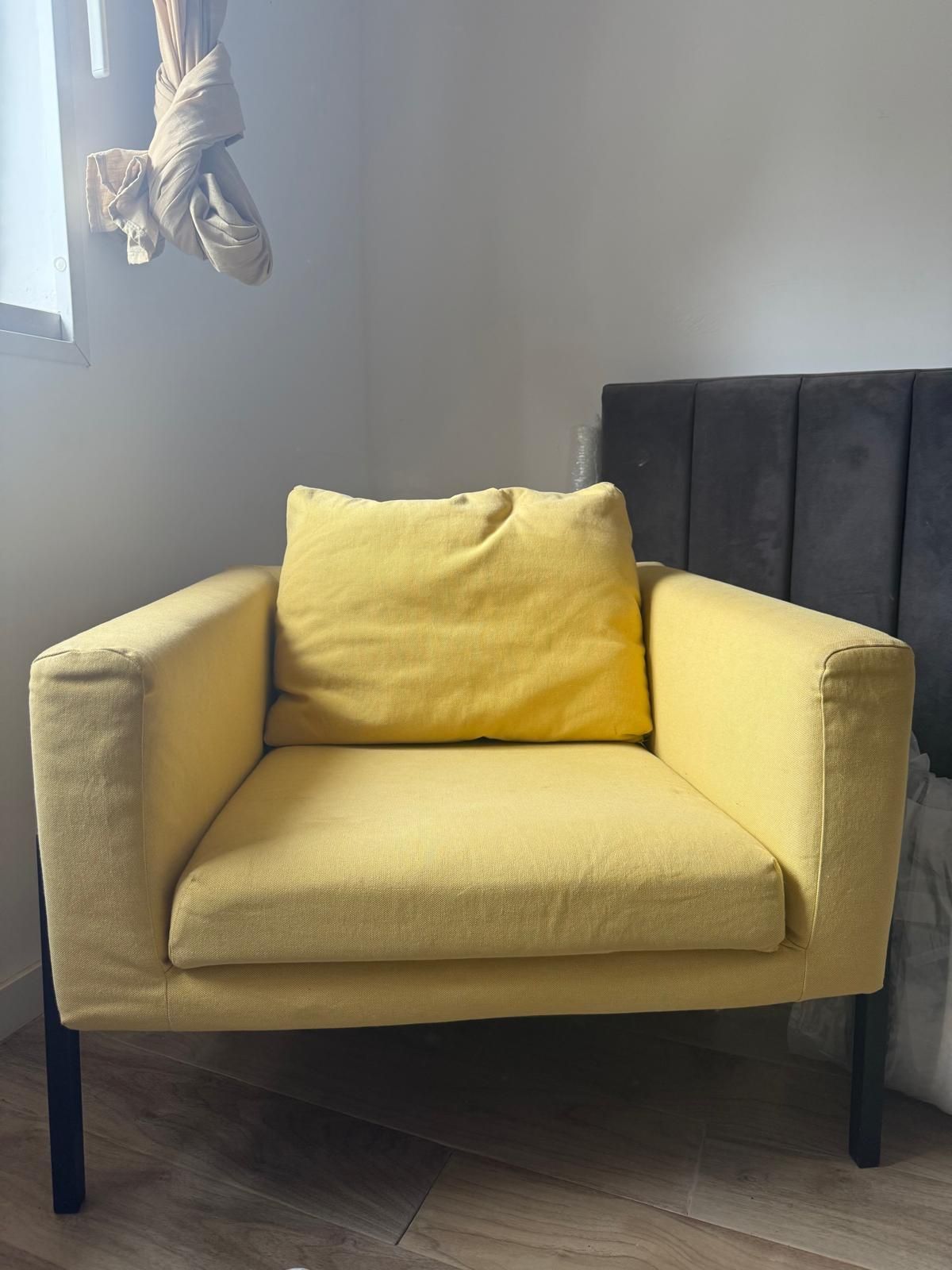 Cadeirão  amarelo mostarda