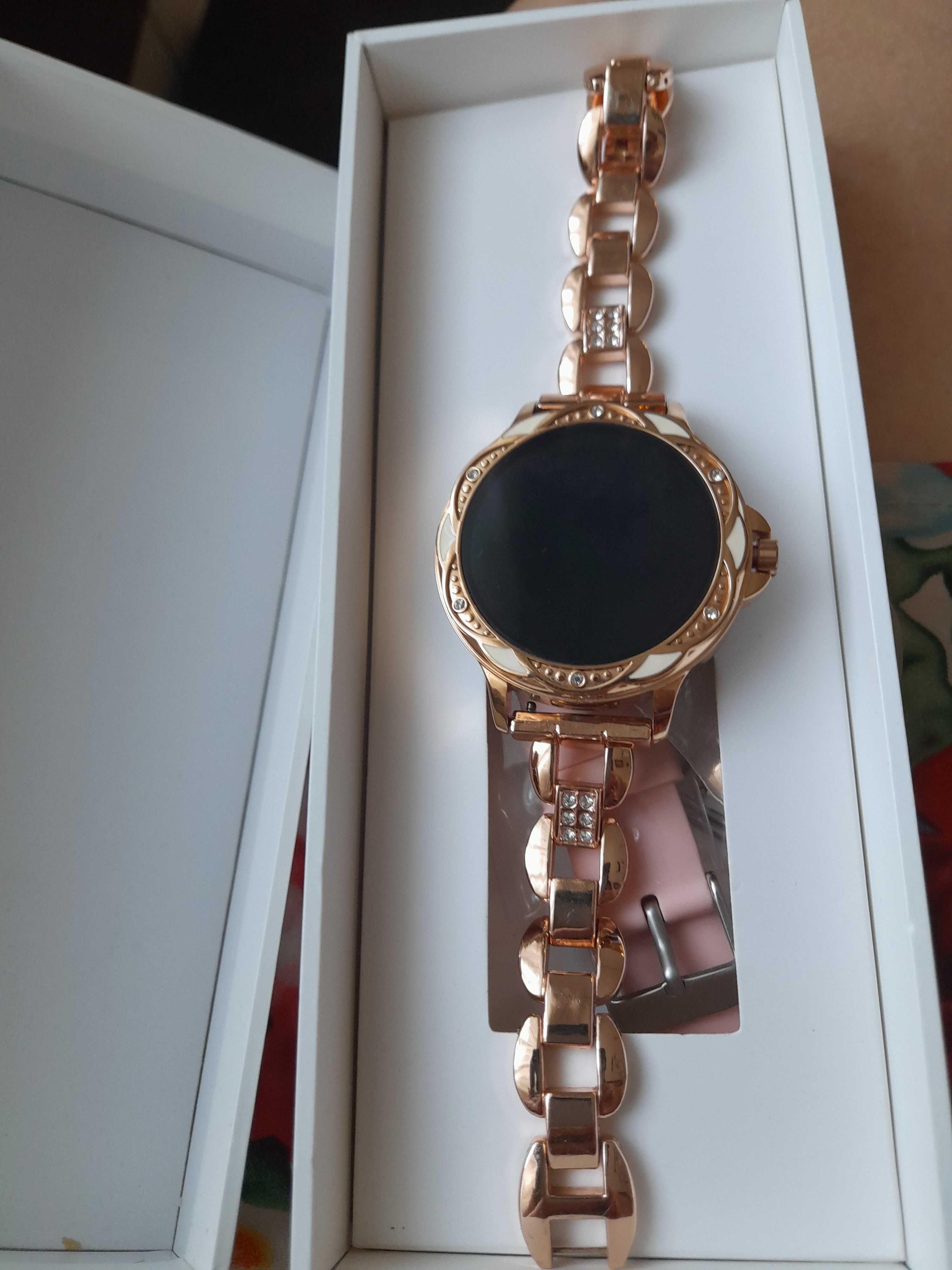 Жіночий смарт-годинник Smartwatch cf12