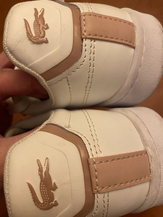 Sapatilhas de mulher, tamanho 38 marca Lacoste