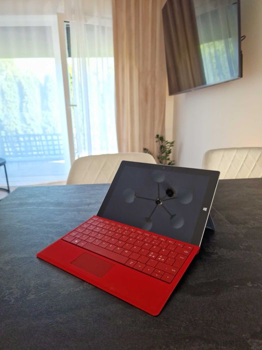 Laptop/Tablet Microsoft Surface 3 Full HD/Intel X7/4GB RAM/64GB SSD