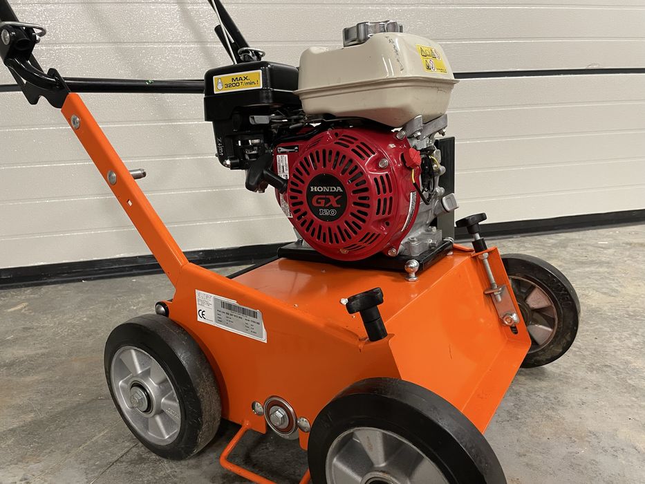 Wertykulator areator ELIET E401  Honda Gx120 Jak Nowy 2018r