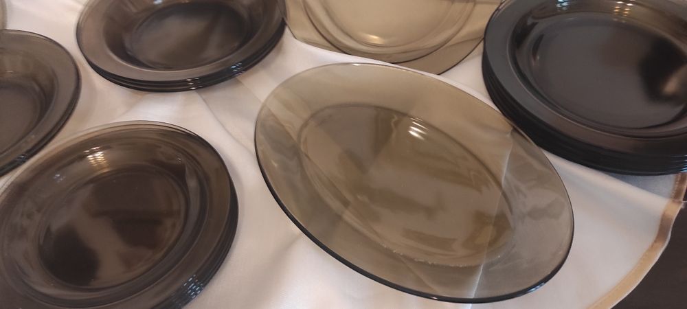 Zestaw Arcoroc France 15 talerzy + 1 półmisek