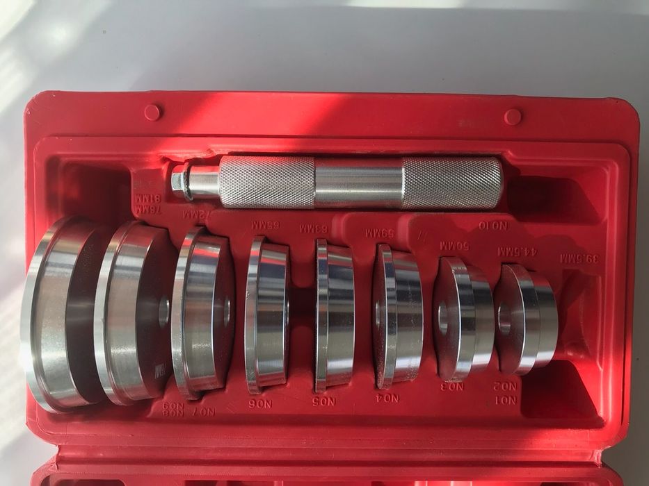 Zestaw do demontażu łożysk i piast