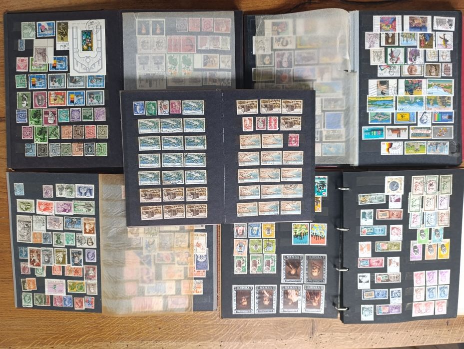 5 dużych klaserów ze znaczkami cały świat