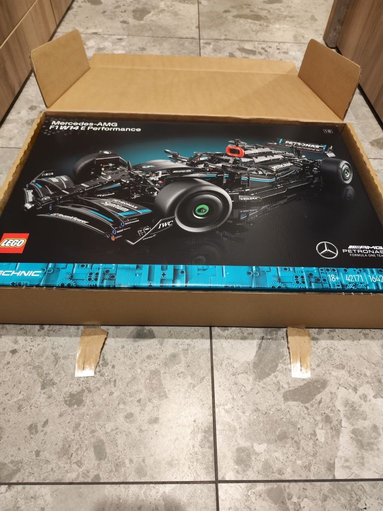 LEGO 42171 nowy zestaw