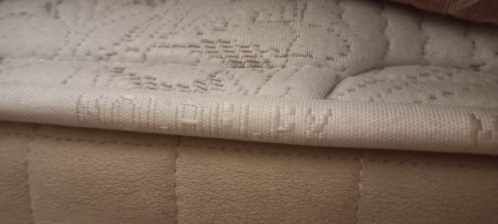 Colchão de cama de casal Molaflex