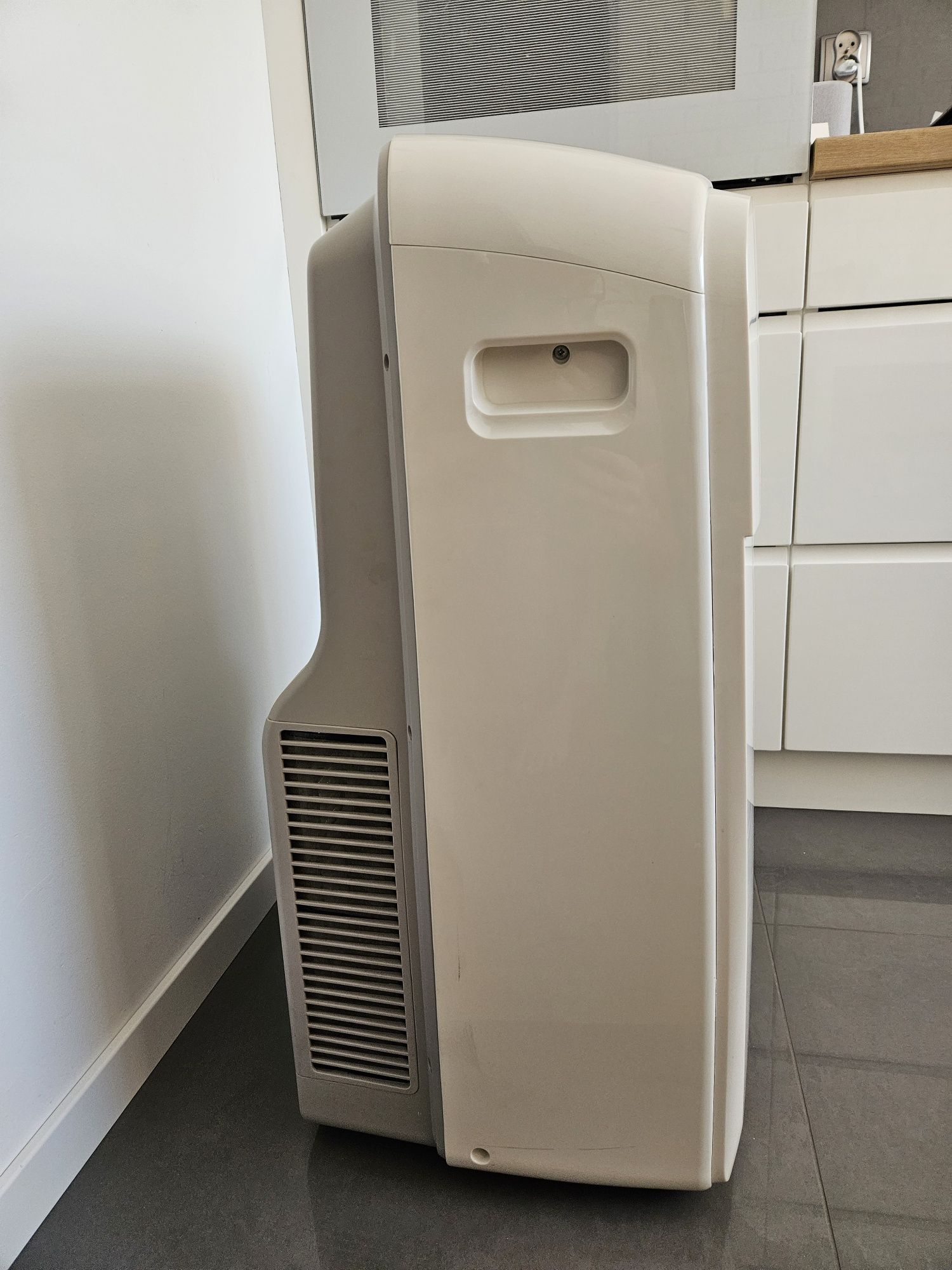 Klimatyzator przenośny Electrolux EXP12HN1W6