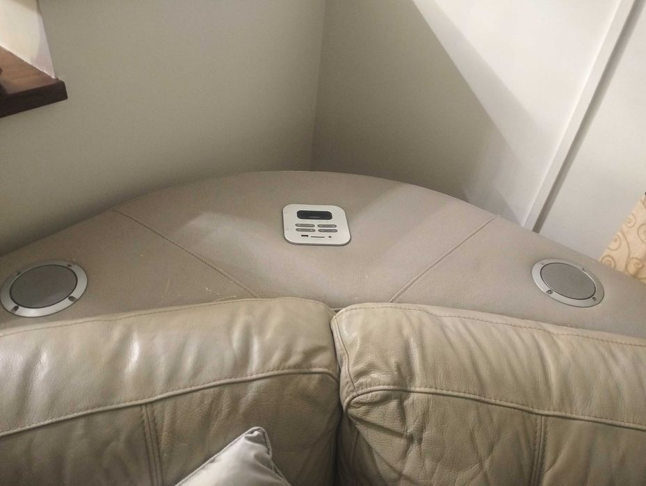 Sofá de Sala em Pele