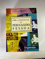 Coleção de livros Expresso "Obra essencial de Fernando Pessoa "