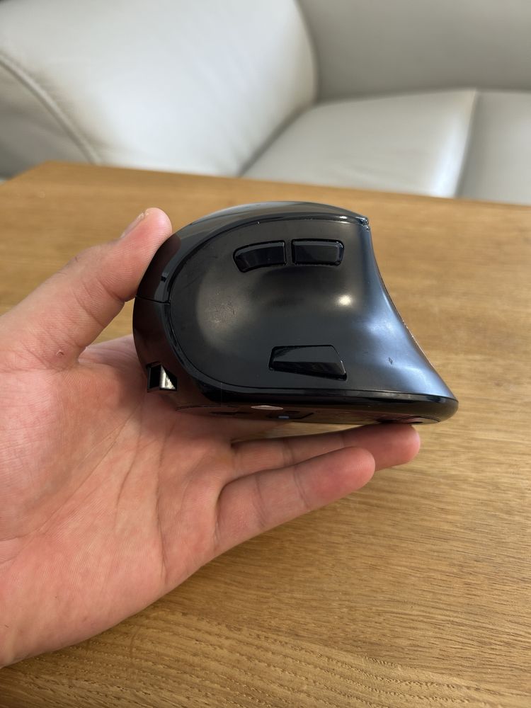 Trust Voxx Ergonomic Wireless Rechargeable myszka dobry stan