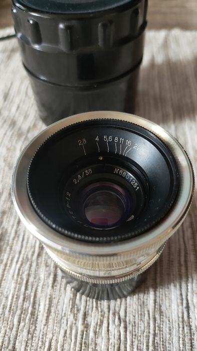 Obiektyw Jupiter 12 F2.8/35mm. Mocowane M39.