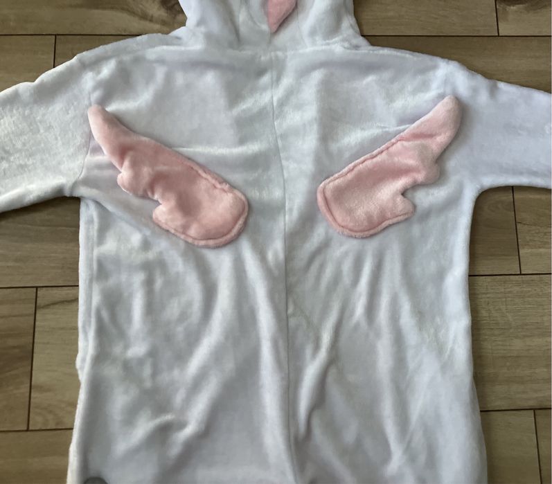 Unikatowy kombinezon (piżama) jednorożca, rozmiar uniwersalny z Sinsay