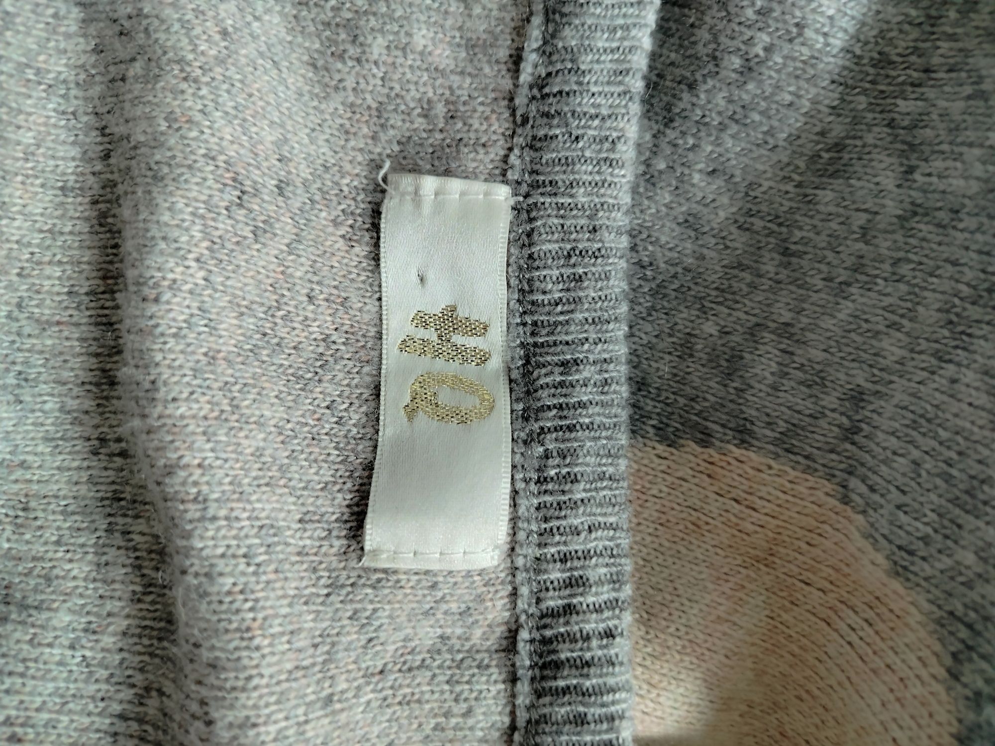 Wełniany sweter sweterek damski w duże grochy wełna