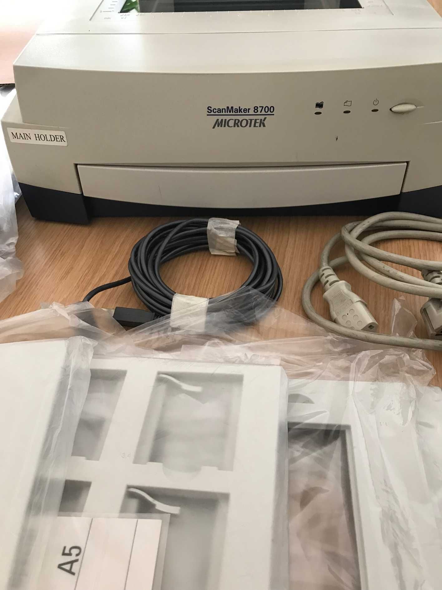 Scanmaker 8700 MICROTEK c/ todos os acessórios originais