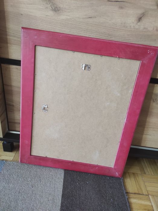 Lustro w czerwonej ramię, 61 x 51.50 cm