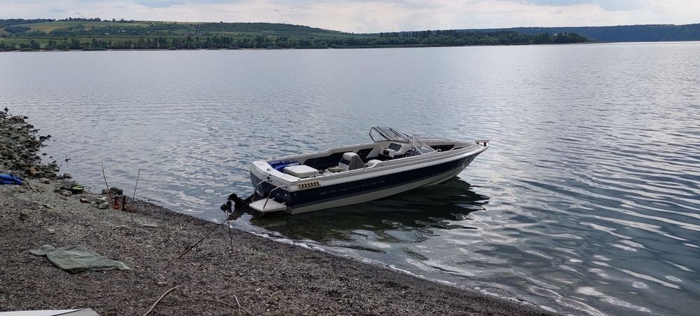 Катер Баулайнер 3л меркури