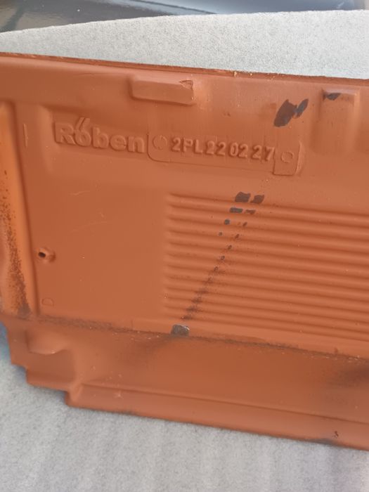 Sprzedam dachówkę Roben piemont kolor szary