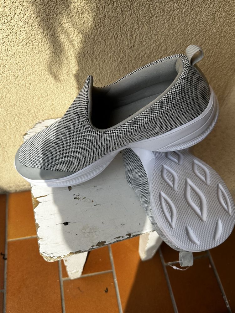 Buty z bardzo miękka wkladka
