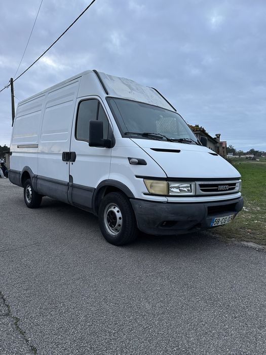Carrinha para fretes e transporte