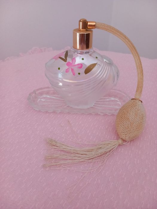 Frasco de perfume com bomba (vintage)